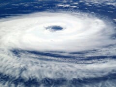 ハワイの台風（ハリケーン）シーズンはいつ？旅行に行く際の注意点