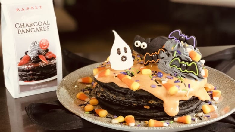 ハロウィンのブランチはバサルトで！ “おうちでハロウィン”も楽しくなる“おどろかわいい”パンケーキ