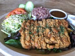 身体に優しくてボリュームも大満足！ハワイで行ってみたいヴィーガンカフェ「ピースカフェ／Peace Cafe」