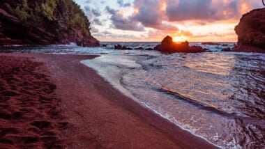 【2021年最新版】米国と世界のビーチトップ10に入ったハワイのビーチ！お気に入りのハワイのビーチはどこ？