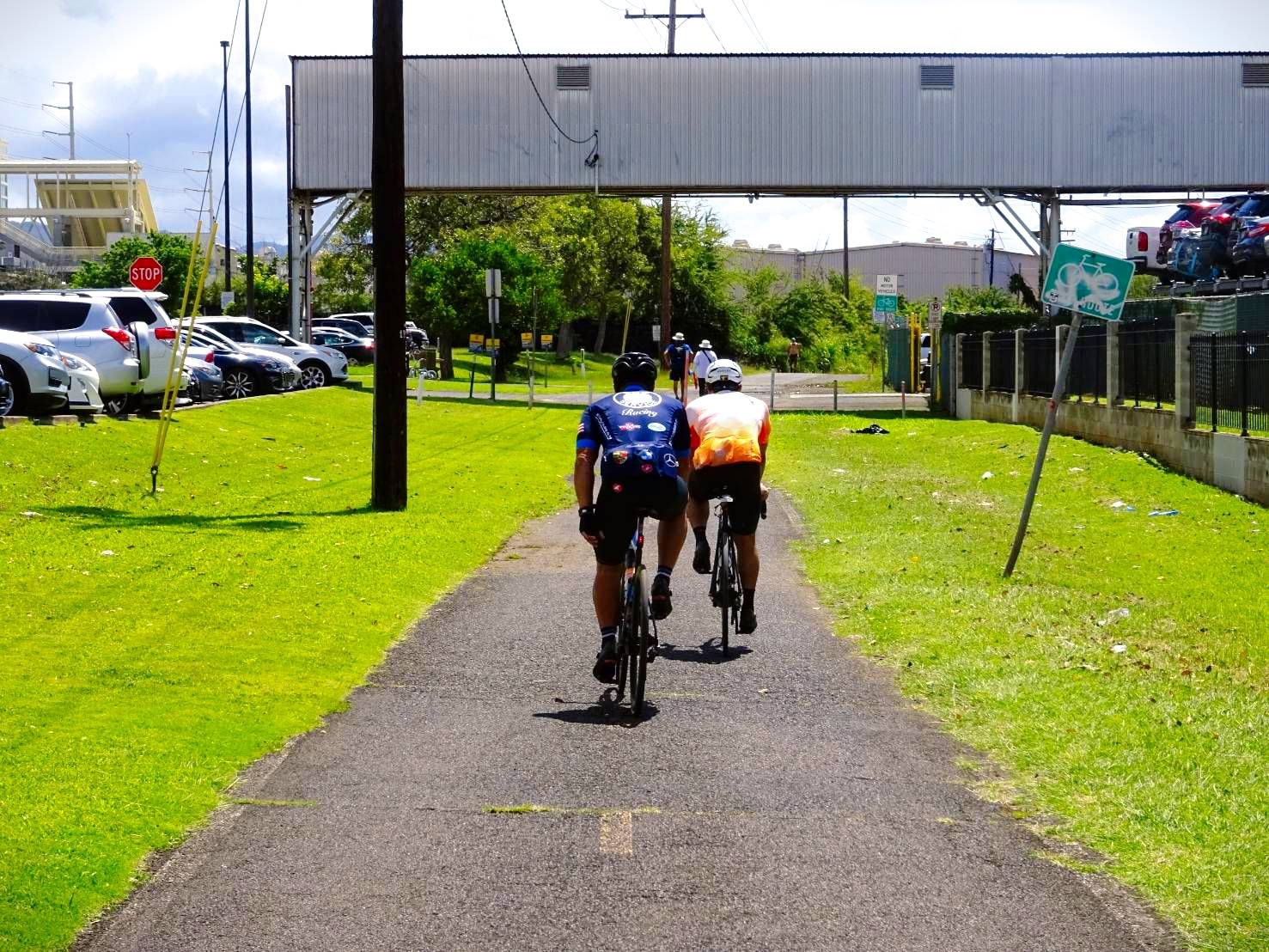 8自転車とのすれ違い