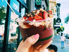 【ハワイ通イチオシ】ハワイで一番美味しいアサイーボウル！？「ベーシックカフェ／Basik Café」の魅力をお届け
