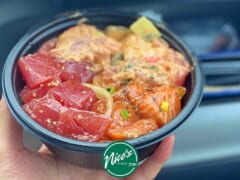 【ハワイ】絶品ポキ丼が食べられる「ニコスピア38／Nico's Pier 38」をご紹介！実食レポートもお届け