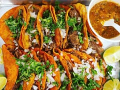 【在住者レポート】ハワイでも大流行となったメキシコの「ビリア料理」とはどんな料理？！