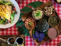 ハワイの伝統料理「ルアウシチュー」とは？伝統料理が食べられるお店もご紹介