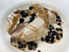 【ハワイ現地レポート】ハワイで人気の「タピオカスフレパンケーキ」が食べれる新スポットと閉店情報をお届け