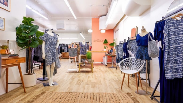 地産地消なレディースブランド!カカアコの自社工場で生産されるalways a.line