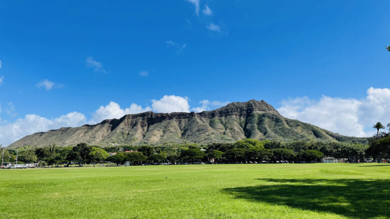 【ハワイ現地レポート】カピオラニ公園のビーチ沿いを散歩しよう！のんびりハワイアンタイムの過ごし方