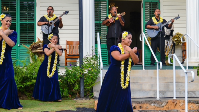 ワイキキビーチウォークにて華やかなハワイアン・ミュージックコンサート「メレ・ハリア（Mele Hali'a）」開催