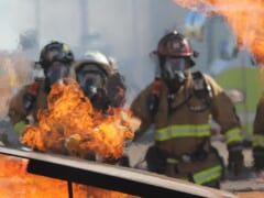 ワイキキのサーフボードラックで火災　放火の疑いもありホノルル警察は現在も捜査中