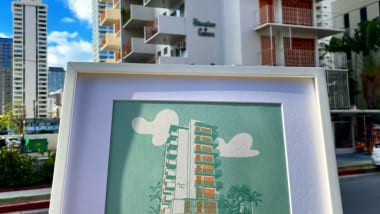 ホノルルのミッドセンチュリーモダン建築物を描く、異色のイラストレーターMatías Solario