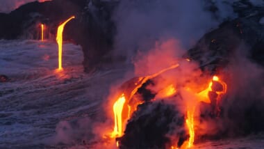 ハワイ島のキラウエア火山が再び噴火！1年4ヶ月ぶりに噴火活動を再開