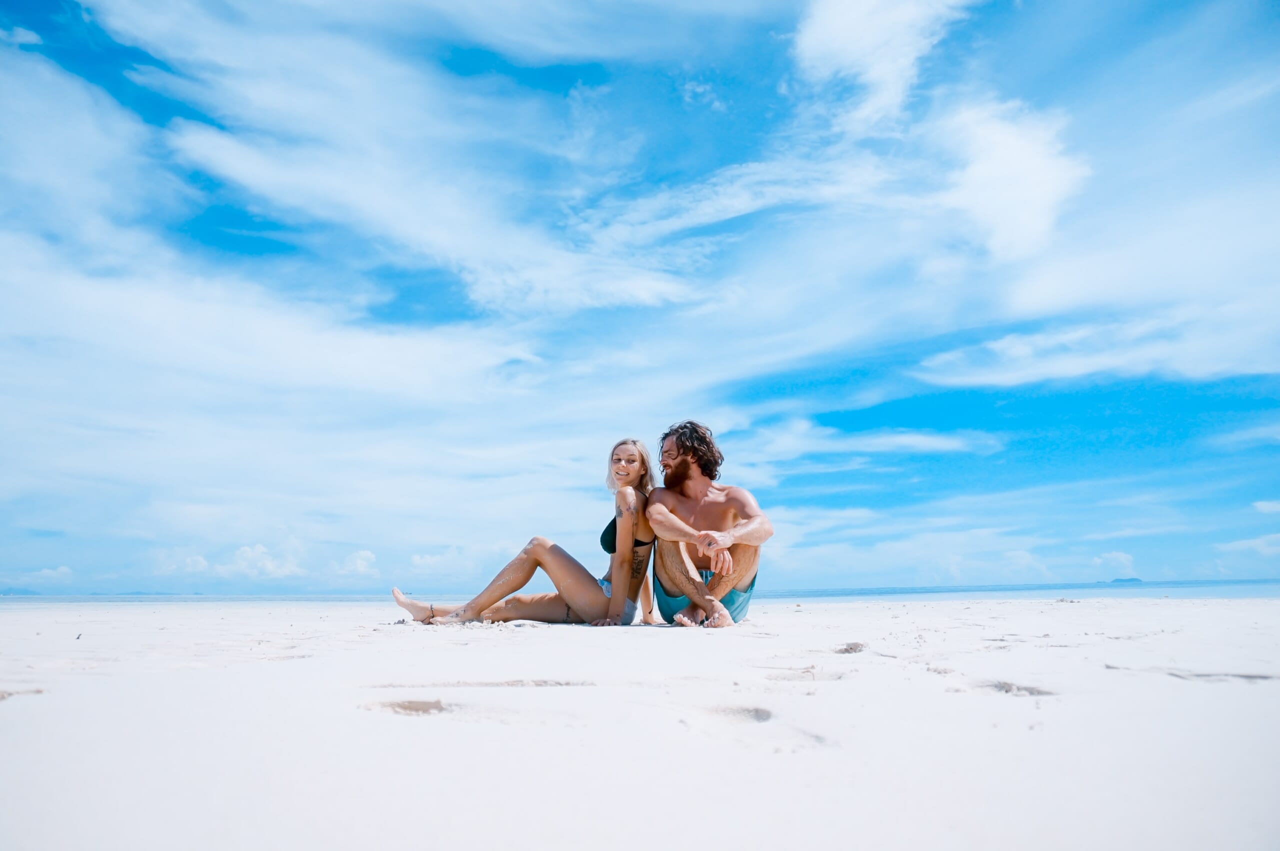 beach couple