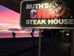 ハワイで大人気の「Ruth's Chris Steak House／ルースズクリス」がランチ営業をスタート！