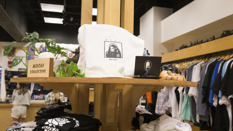 ハワイのお土産に最適！クールなTシャツ