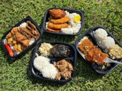 ハワイアンなプレートランチが楽しめるお店