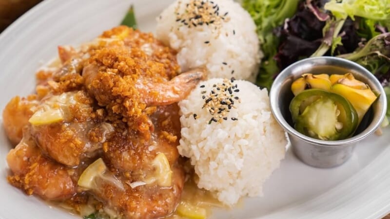 ノースショアまで行かなくても美味しいガーリックシュリンプが食べられるレストラン