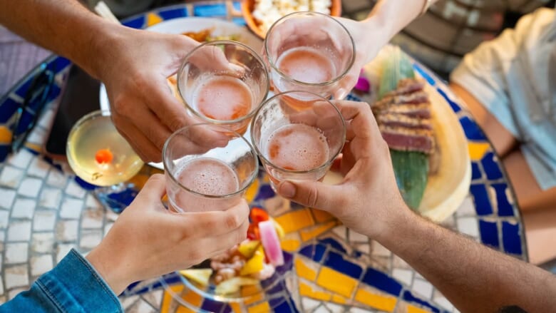 最旬！ハッピーアワーでお得に食事が楽しめるレストラン4選
